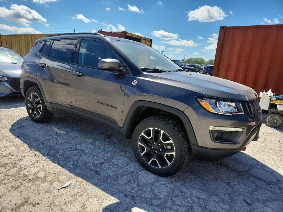 48811416 :رقم المزاد ، 3C4NJDDB0MT572278 vin ، 2021 Jeep Compass مزاد بيع