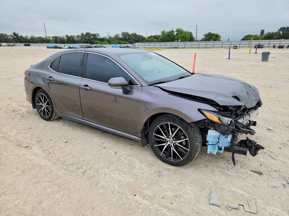 51908216 :رقم المزاد ، 4T1G11AK4PU810280 vin ، 2023 Toyota Camry مزاد بيع