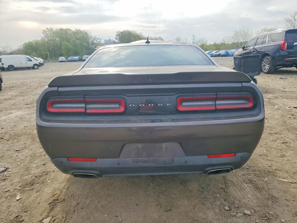 Продаж на аукціоні авто 2015 Dodge Challenger, vin: 2C3CDZBG4FH855843, номер лоту: 49339056