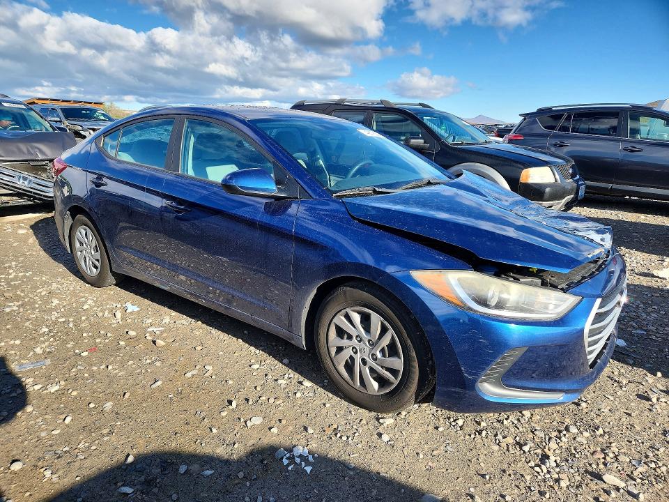 2017 Hyundai Elantra მანქანა იყიდება აუქციონზე, vin: 5NPD74LF4HH081605, აუქციონის ნომერი: 49578506