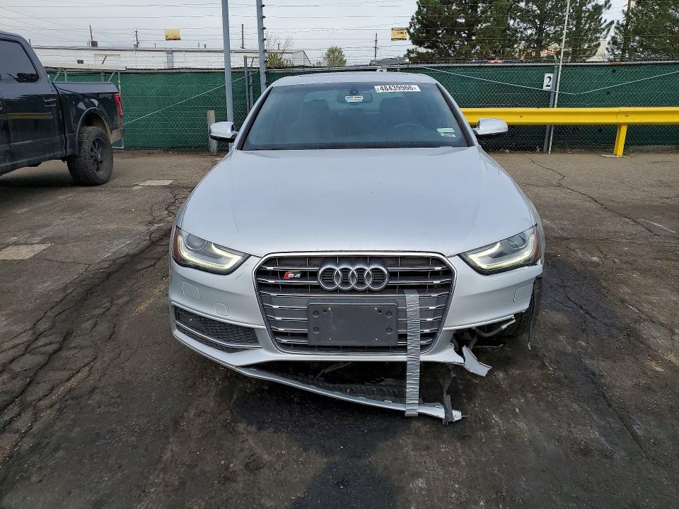 2014 Audi A4 მანქანა იყიდება აუქციონზე, vin: WAUDGAFL4EA011411, აუქციონის ნომერი: 48439966