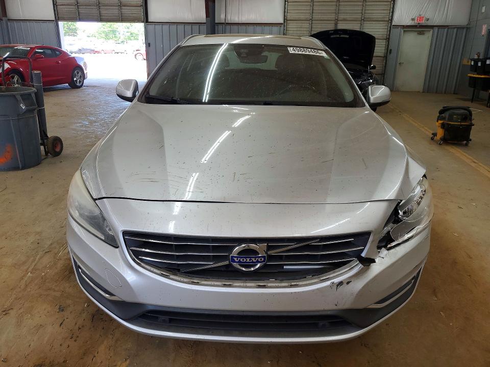 Продажа на аукционе авто 2015 Volvo V60, vin: YV140MEK1F1255062, номер лота: 49889486