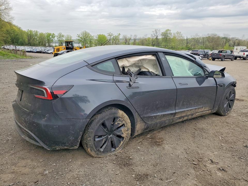 51714306 :رقم المزاد ، 5YJ3E1EB2SF900529 vin ، 2025 Tesla Model 3 مزاد بيع