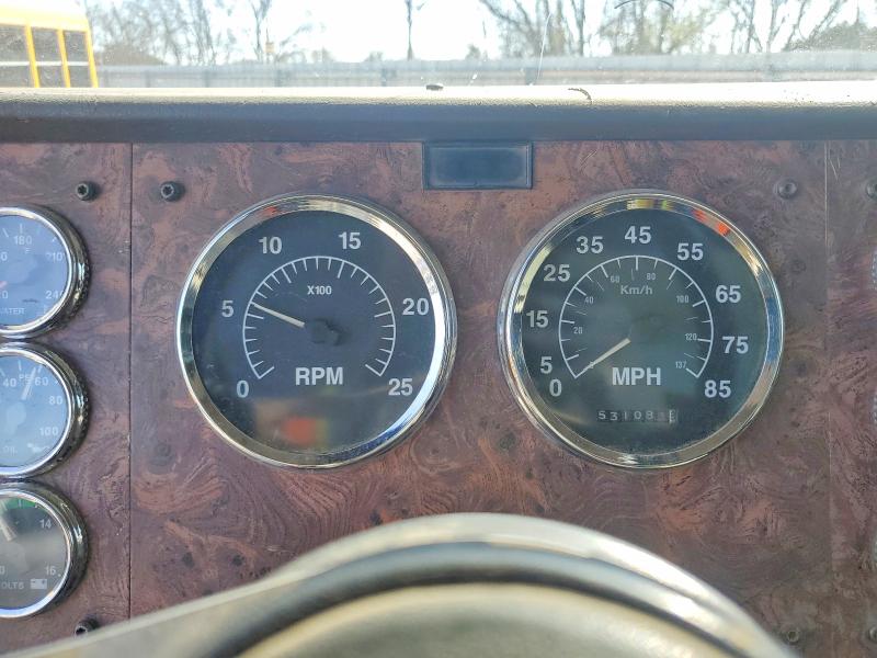 Продаж на аукціоні авто 2001 International 9200, vin: 2HTCEAHT01C018546, номер лоту: 47714286