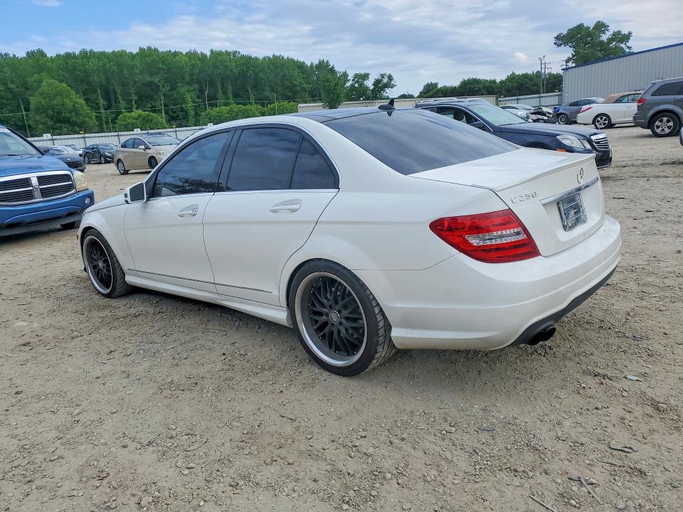 Продаж на аукціоні авто 2014 Mercedes-benz C, vin: WDDGF4HB9EA939889, номер лоту: 51946296