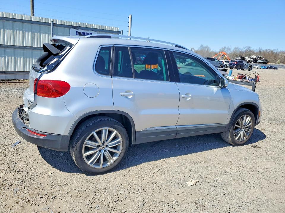 Продажа на аукционе авто 2015 Volkswagen Tiguan, vin: WVGBV7AX8FW585393, номер лота: 48579246