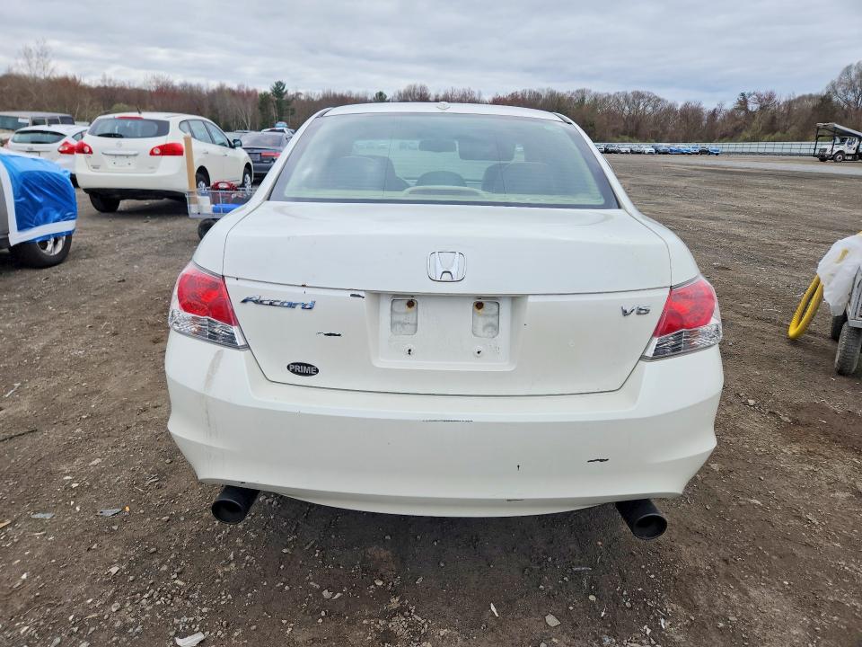 50320486 :رقم المزاد ، 1HGCP36898A069803 vin ، 2008 Honda Accord مزاد بيع