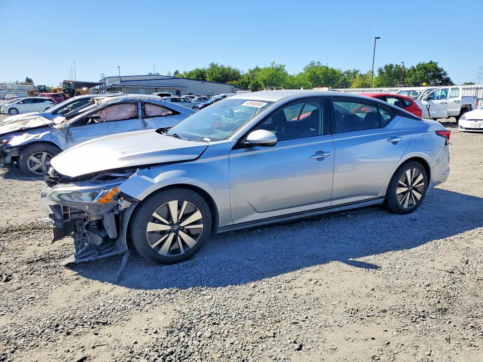 Продажа на аукционе авто 2022 Nissan Altima, vin: 1N4BL4DVXNN381255, номер лота: 48945806