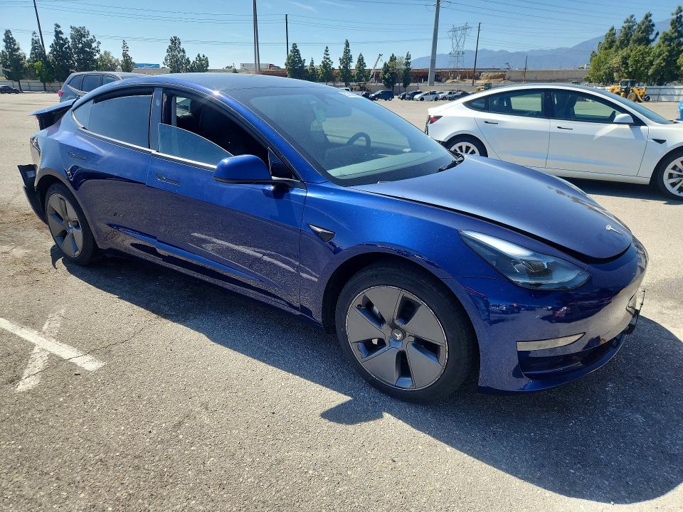 Продажа на аукционе авто 2023 Tesla Model 3, vin: 5YJ3E1EA6PF463312, номер лота: 51148646