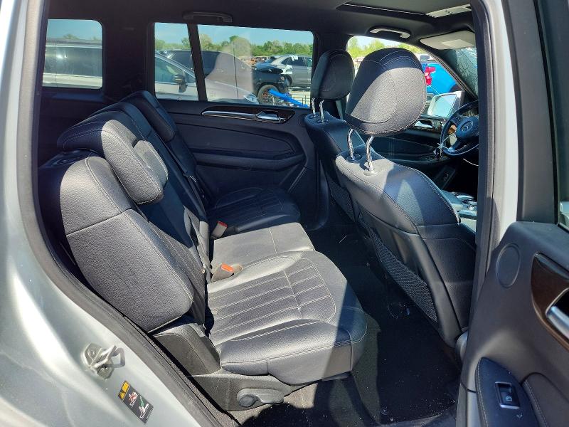 50766106 :رقم المزاد ، 4JGDF6EE6HA801587 vin ، 2017 Mercedes-benz Gls مزاد بيع