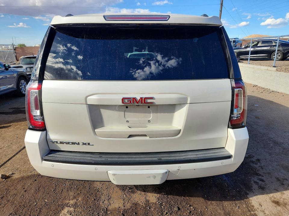 2015 Gmc Yukon Xl მანქანა იყიდება აუქციონზე, vin: 1GKS1HKC4FR567039, აუქციონის ნომერი: 48988166