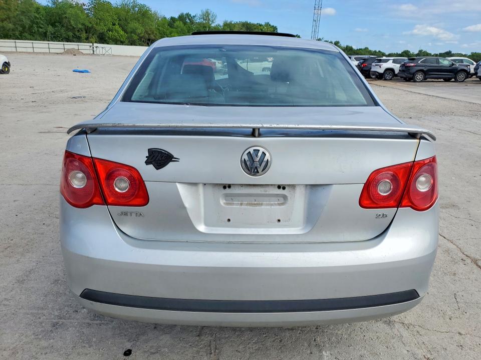Продажа на аукционе авто 2005 Volkswagen New Jetta, vin: 3VWSF71K55M606931, номер лота: 50769436