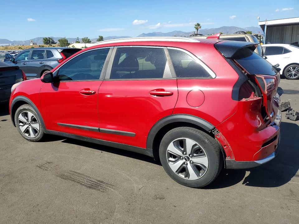51357566 :رقم المزاد ، KNDCB3LC8H5094495 vin ، 2017 Kia Niro مزاد بيع