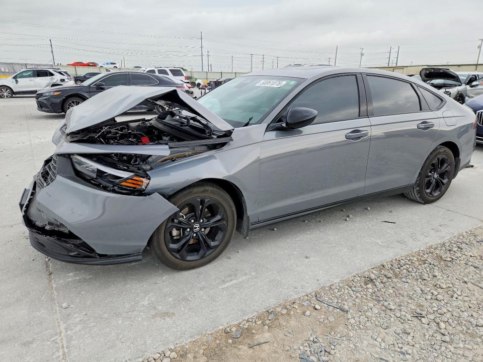 Продажа на аукционе авто 2025 Honda Accord, vin: 1HGCY1F48SA050696, номер лота: 50061076
