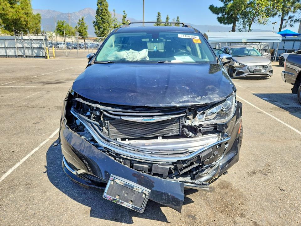 51486296 :رقم المزاد ، 2C4RC1N71JR356314 vin ، 2018 Chrysler Pacifica مزاد بيع