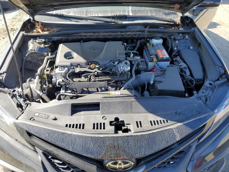 50300896 :رقم المزاد ، 4T1G11AK1NU657712 vin ، 2022 Toyota Camry مزاد بيع