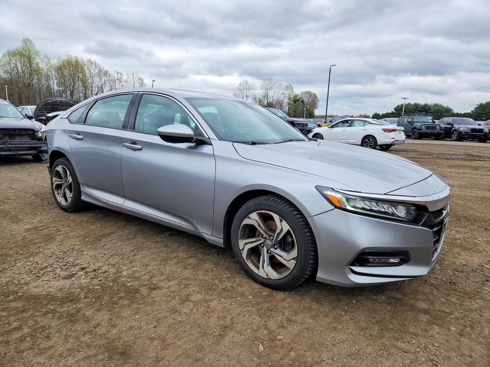 Продаж на аукціоні авто 2018 Honda Accord, vin: 1HGCV1F44JA263930, номер лоту: 50224856