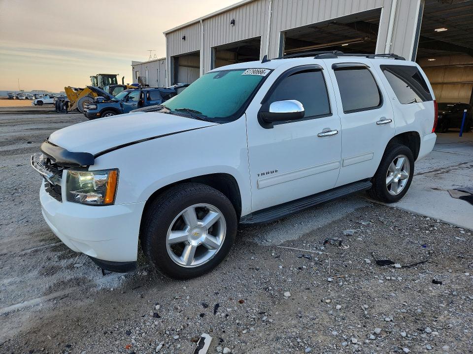 Продажа на аукционе авто 2011 Chevrolet Tahoe, vin: 1GNSCBE0XBR384086, номер лота: 51790666