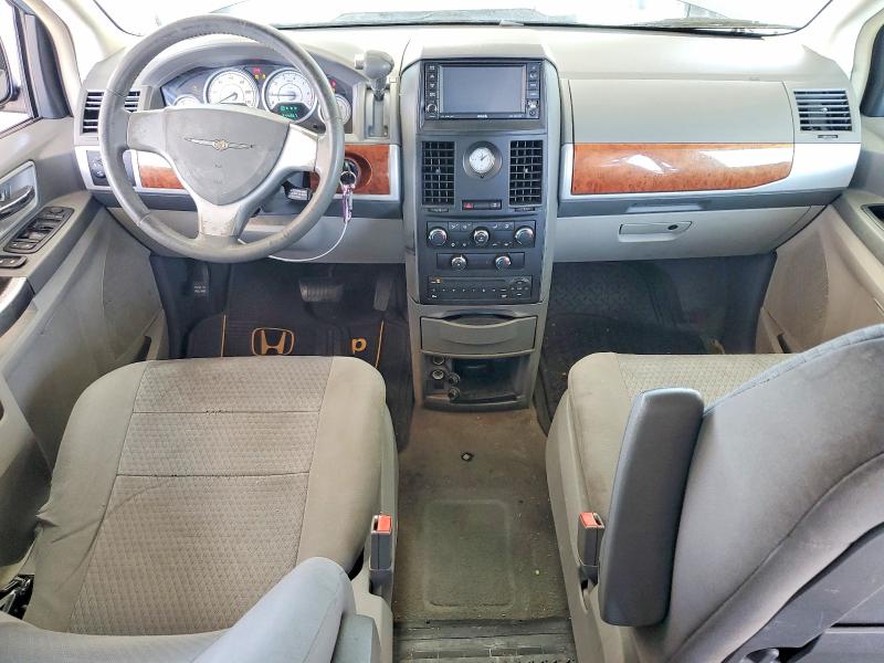 2008 Chrysler Town & Country მანქანა იყიდება აუქციონზე, vin: 2A8HR54P68R758612, აუქციონის ნომერი: 48541556