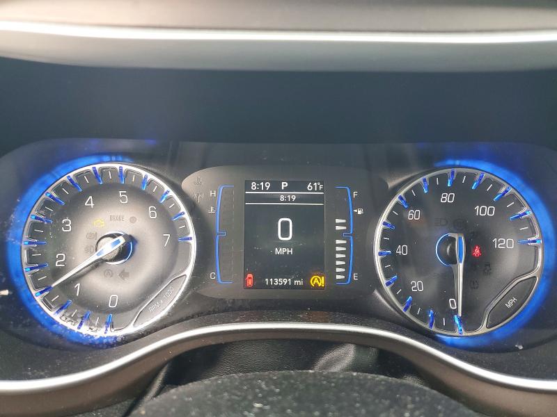 50129546 :رقم المزاد ، 2C4RC1DG6LR148966 vin ، 2020 Chrysler Voyager مزاد بيع