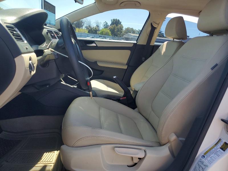 49173506 :رقم المزاد ، 3VWBP7AJ4CM317492 vin ، 2012 Volkswagen Jetta مزاد بيع