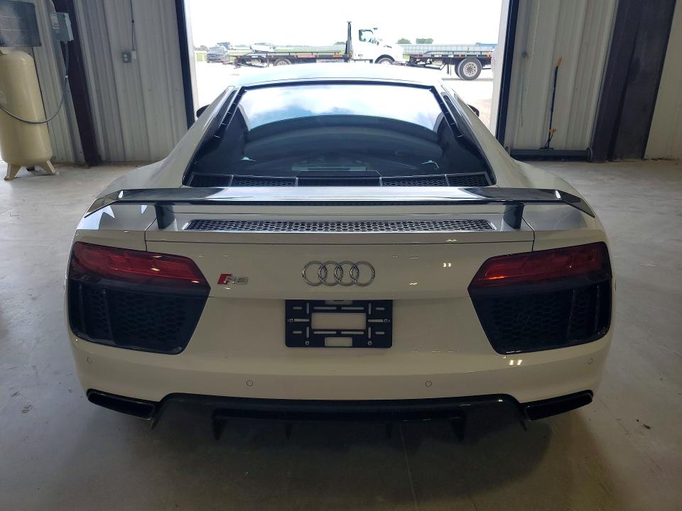 Продажа на аукционе авто 2018 Audi R8, vin: WUAKBAFXXJ7900428, номер лота: 48923606