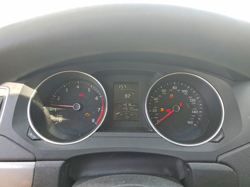 49953746 :رقم المزاد ، 3VW167AJ6JM225764 vin ، 2018 Volkswagen Jetta مزاد بيع