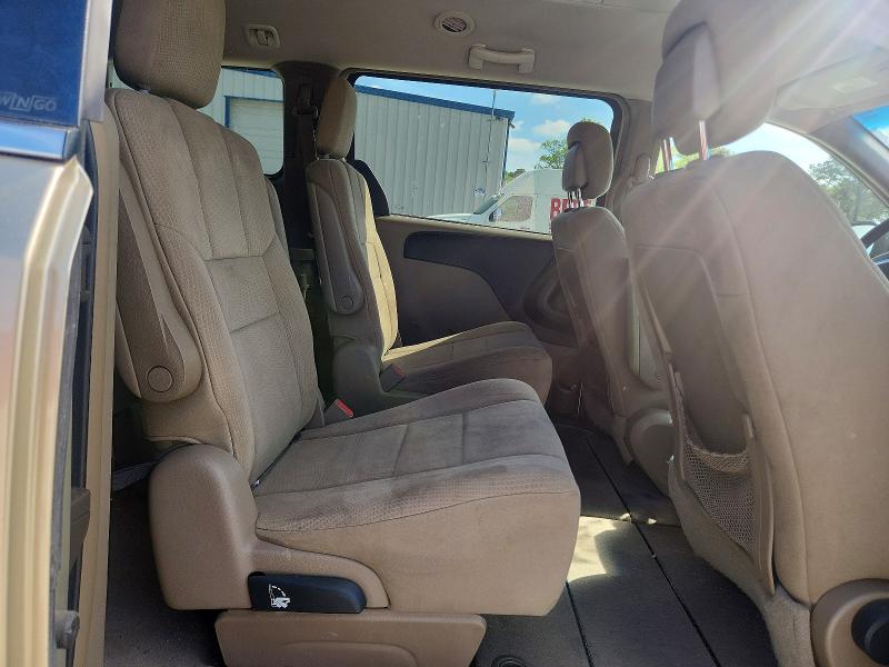 48960596 :رقم المزاد ، 2A4RR5DG0BR618150 vin ، 2011 Chrysler Town & Country مزاد بيع