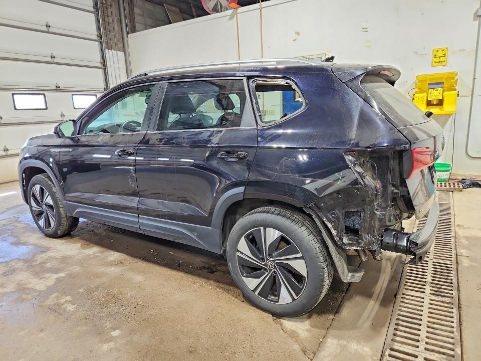 50719406 :رقم المزاد ، 3VVVX7B24RM110523 vin ، 2024 Volkswagen Taos مزاد بيع