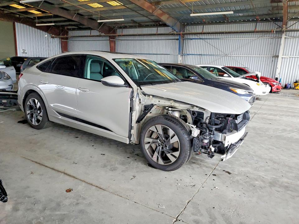 2022 Audi E-tron მანქანა იყიდება აუქციონზე, vin: WA11AAGE3NB034609, აუქციონის ნომერი: 48158106