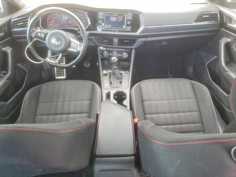 49595686 :رقم المزاد ، 3VW5T7BU2MM037296 vin ، 2021 Volkswagen Jetta مزاد بيع