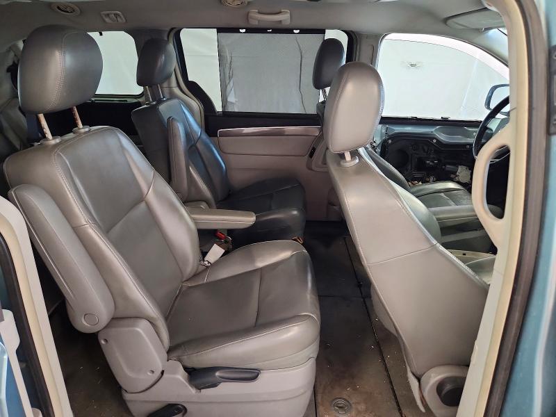 Aukcja sprzedaży 2010 Volkswagen Routan, vin: 2V4RW3D1XAR262728, numer aukcji: 51701386