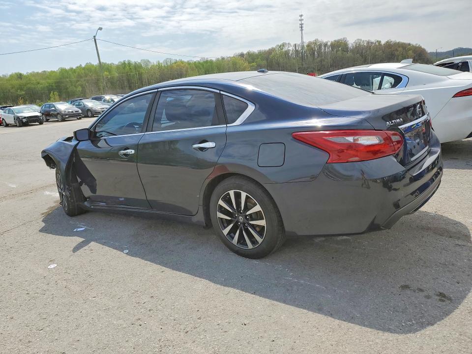 49221126 :رقم المزاد ، 1N4AL3AP5JC253605 vin ، 2018 Nissan Altima مزاد بيع