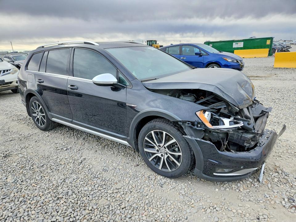 49271886 :رقم المزاد ، 3VWH17AU2HM510611 vin ، 2017 Volkswagen Golf Alltrack مزاد بيع