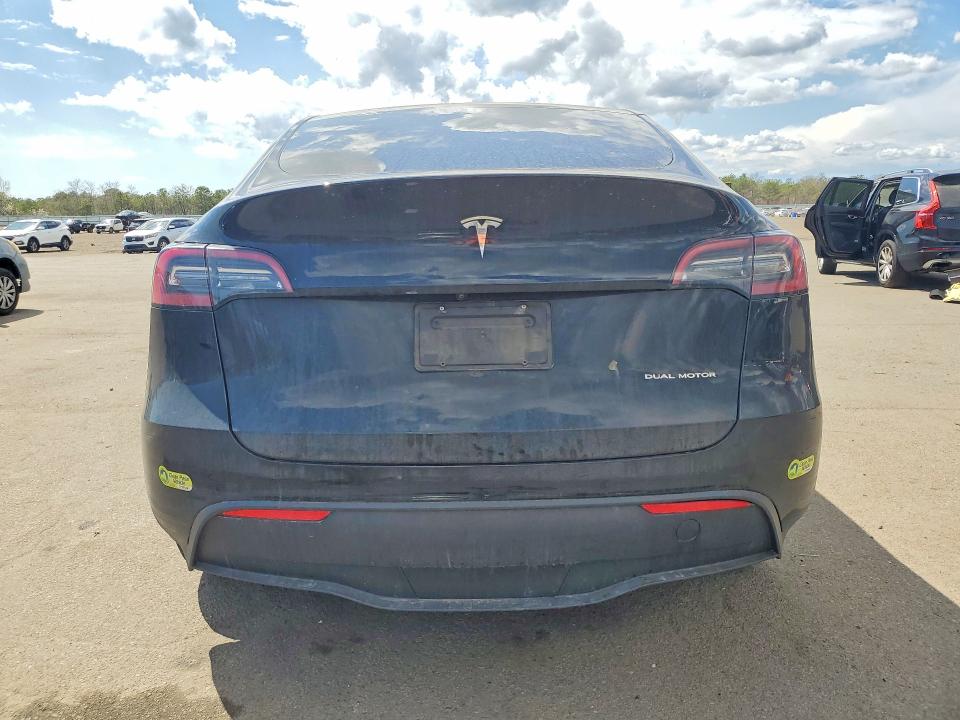 48905486 :رقم المزاد ، 5YJYGDEE1MF191476 vin ، 2021 Tesla Model Y مزاد بيع