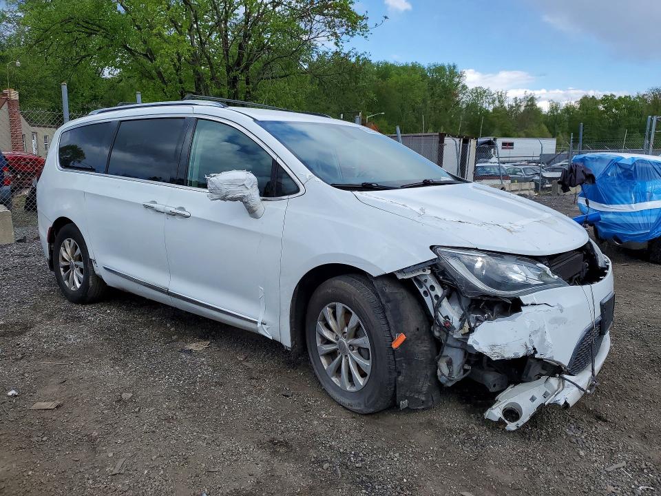 Auction sale of the 2019 Chrysler Pacifica, vin: 2C4RC1BG8KR539943, lot number: 50622836