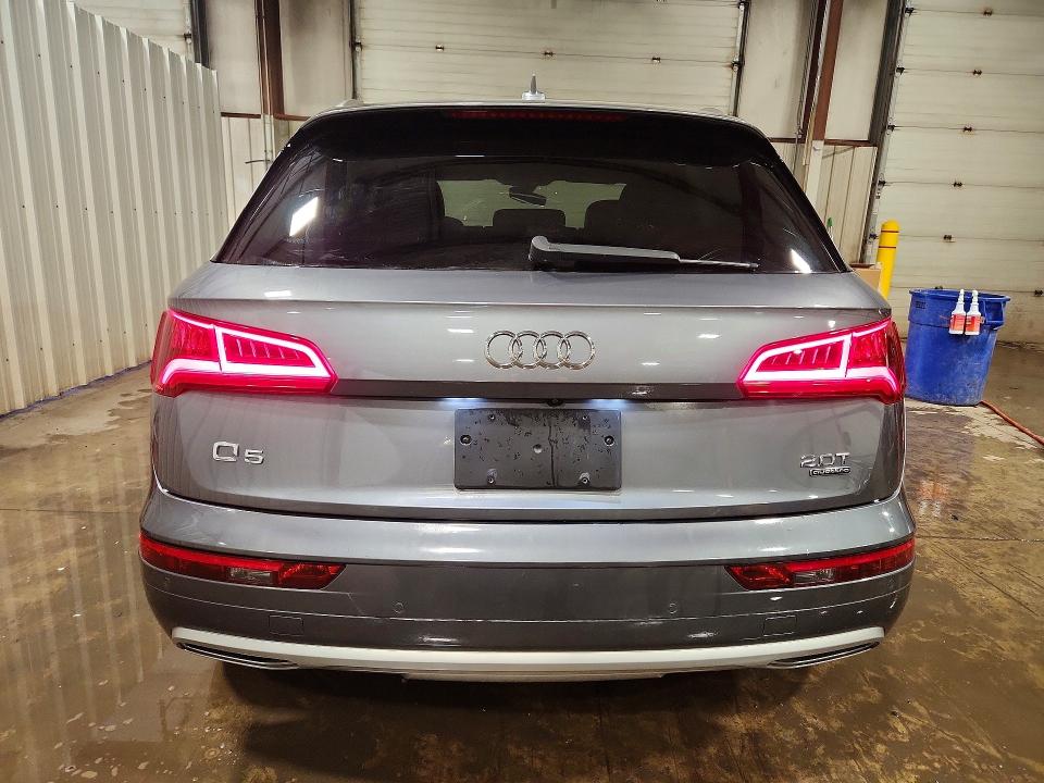 50549686 :رقم المزاد ، WA1BNAFY1J2016737 vin ، 2018 Audi Q5 مزاد بيع