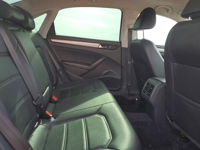 51276116 :رقم المزاد ، 1VWBN7A38EC078881 vin ، 2014 Volkswagen Passat مزاد بيع
