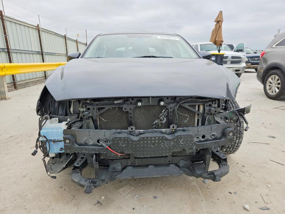 50768616 :رقم المزاد ، 3MZBM1L73FM188947 vin ، 2015 Mazda 3 مزاد بيع