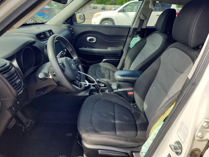 48571176 :رقم المزاد ، KNDJP3A54J7551598 vin ، 2018 Kia Soul مزاد بيع