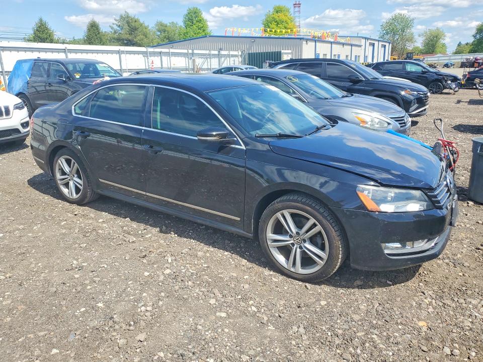 51379896 :رقم المزاد ، 1VWCS7A39FC056418 vin ، 2015 Volkswagen Passat مزاد بيع