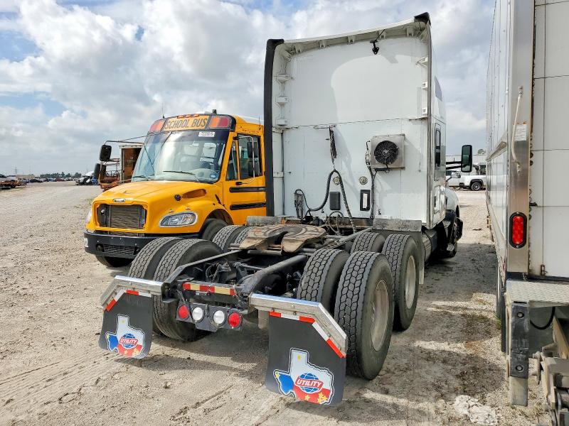 49136306 :رقم المزاد ، 1XKYDP9X2LJ360597 vin ، 2020 Kenworth T680 مزاد بيع