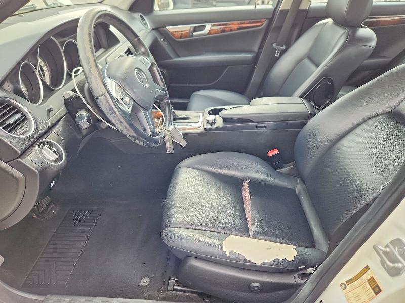 2012 Mercedes-benz C მანქანა იყიდება აუქციონზე, vin: WDDGF4HB8CR216145, აუქციონის ნომერი: 51161356