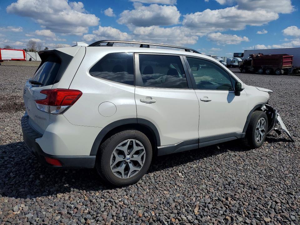 Продаж на аукціоні авто 2023 Subaru Forester, vin: JF2SKAEC3PH435538, номер лоту: 48360036