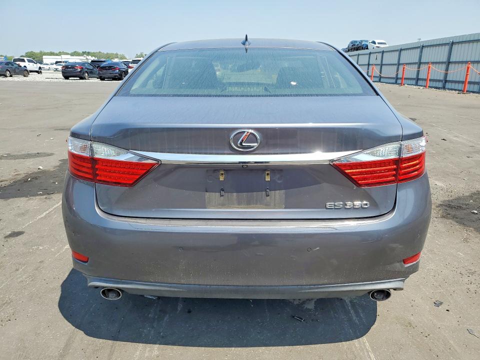 50479666 :رقم المزاد ، JTHBK1GG5F2185170 vin ، 2015 Lexus Es مزاد بيع