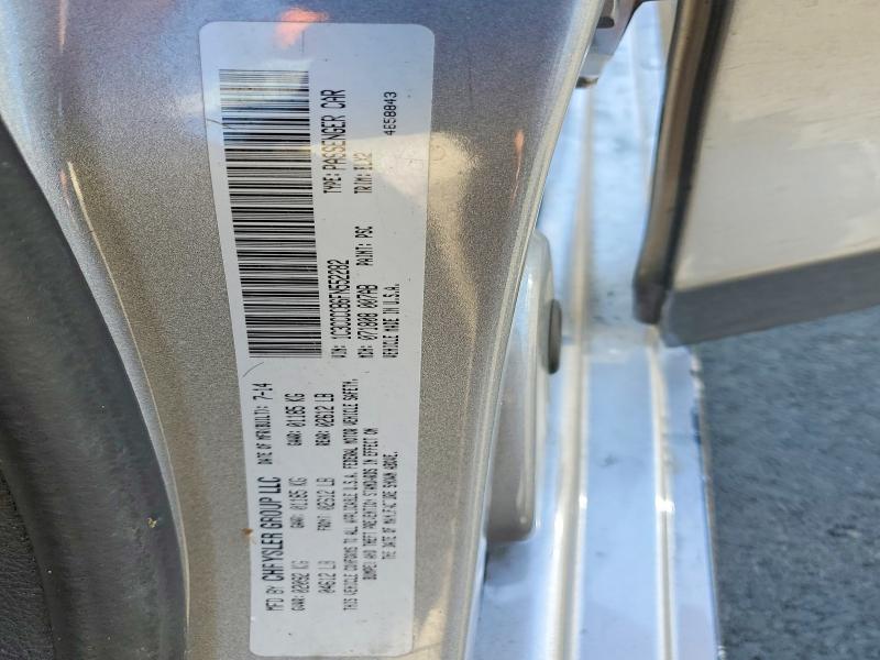 51129686 :رقم المزاد ، 1C3CCCCB6FN552282 vin ، 2015 Chrysler 200 مزاد بيع
