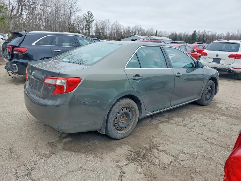47233736 :رقم المزاد ، 4T1BF1FK8EU778287 vin ، 2014 Toyota Camry مزاد بيع