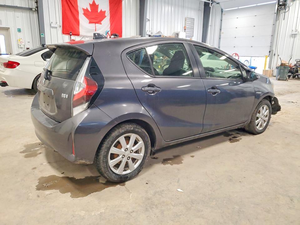 Продаж на аукціоні авто 2018 Toyota Prius C, vin: JTDKDTB33J1617880, номер лоту: 49569246