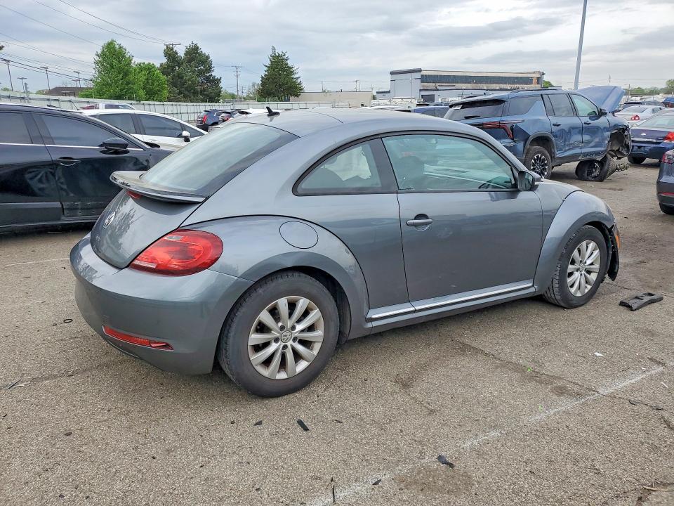 49736626 :رقم المزاد ، 3VWFD7AT6KM711800 vin ، 2019 Volkswagen Beetle مزاد بيع