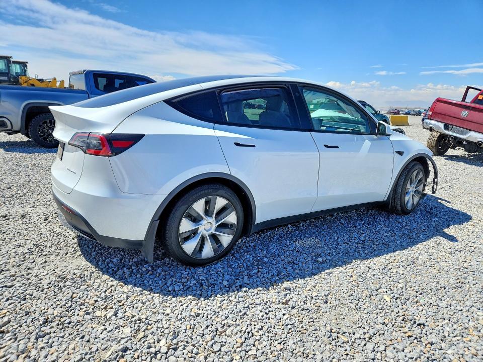 2023 Tesla Model Y მანქანა იყიდება აუქციონზე, vin: 7SAYGDEE6PF760359, აუქციონის ნომერი: 49014656